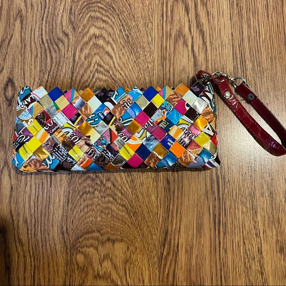 Nahui Ollin Multicolored clutch - Picture 2 of 4